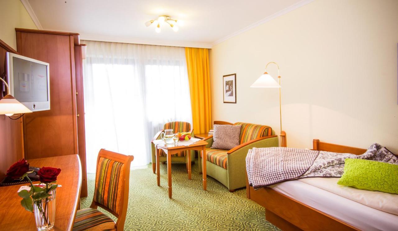 באד גריסבאך Hotel Konradshof מראה חיצוני תמונה