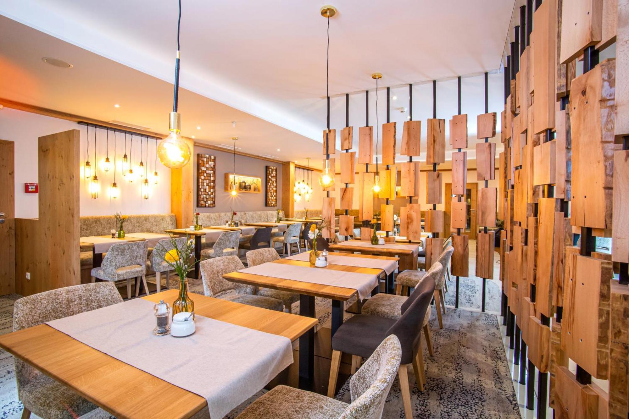 באד גריסבאך Hotel Konradshof מראה חיצוני תמונה