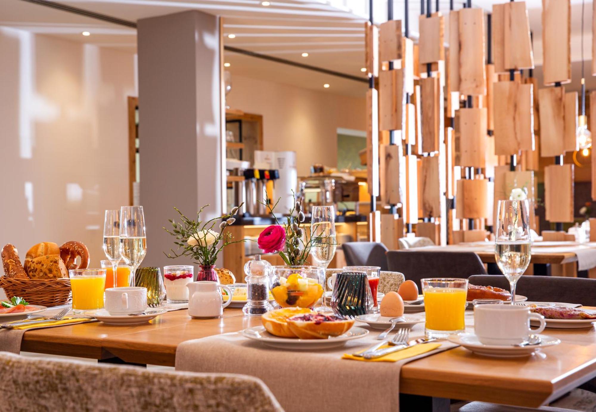 באד גריסבאך Hotel Konradshof מראה חיצוני תמונה