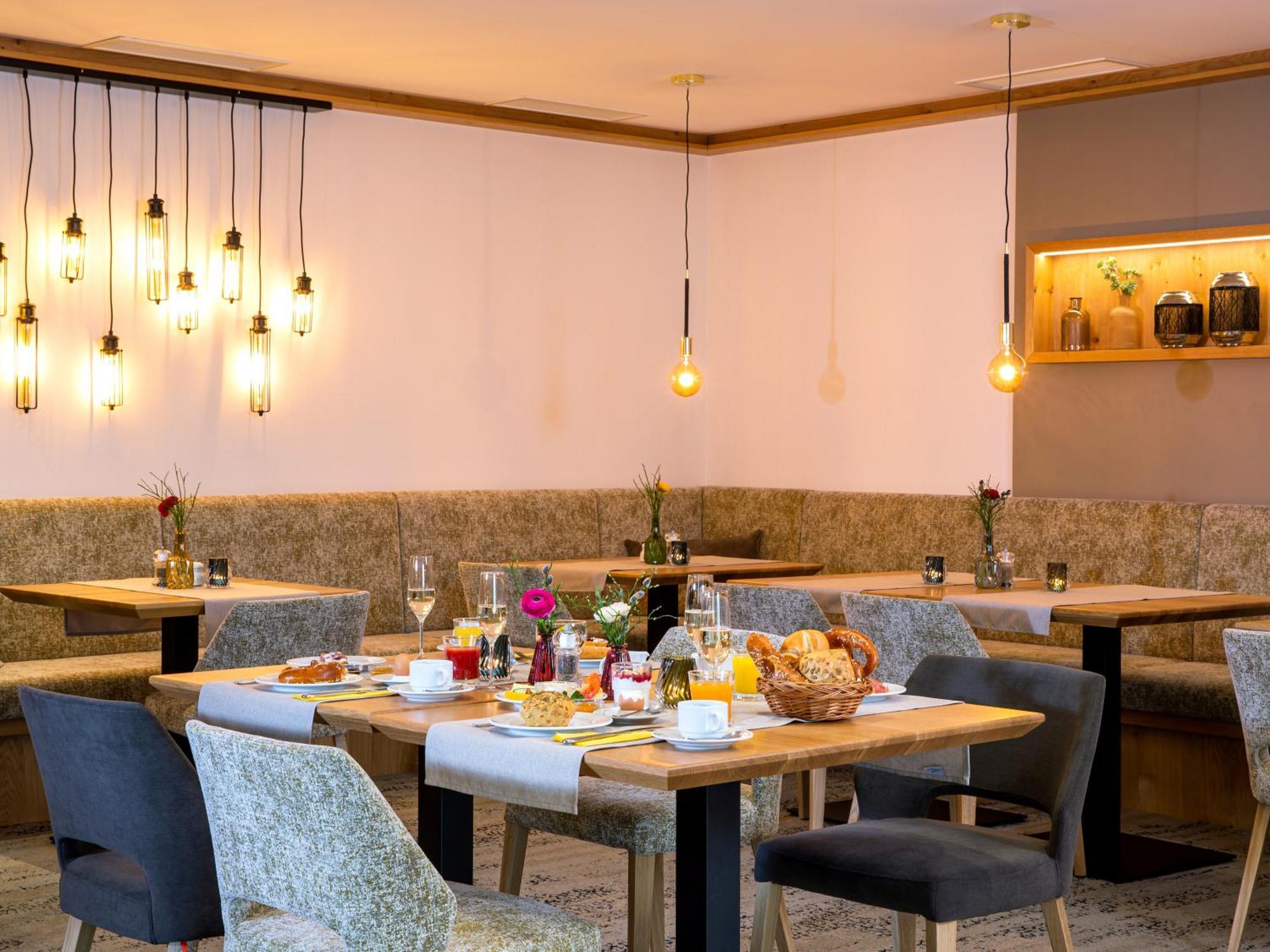 באד גריסבאך Hotel Konradshof מראה חיצוני תמונה